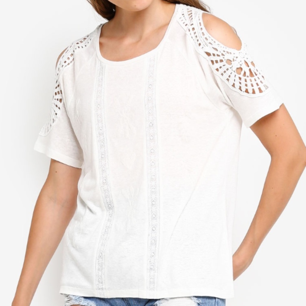 Embroidered Linen White Desigual T-Shirt - NWOT